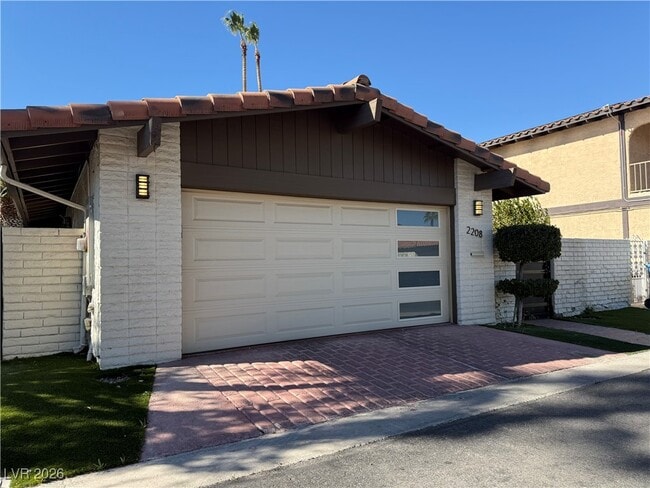 2208 Plaza Del Puerto