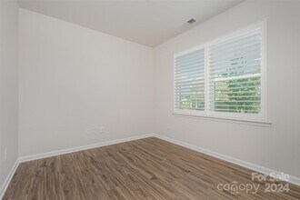 15115 Moulin Ct Dr in Charlotte, NC - Building Photo - Building Photo