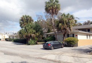 Janson Apartments in Tampa, FL - Building Photo - Building Photo