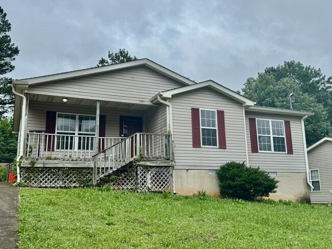 property at 3104 Sonya Dr NW