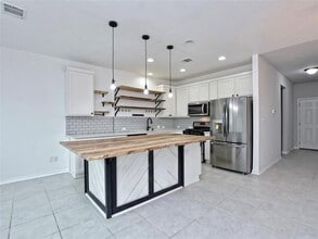 1756 Yaupon Grove Ln in Leander, TX - Building Photo - Building Photo