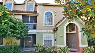 445 Fountainhead Cir in Kissimmee, FL - Building Photo - Building Photo