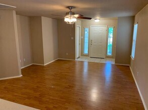 11506 Bruce Jenner Ln in Austin, TX - Building Photo - Building Photo