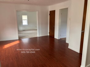 685 Egg Harbor Rd in Hammonton, NJ - Foto de edificio - Building Photo