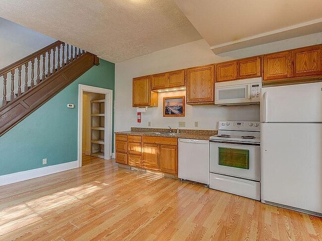 property at 208 N Beech St