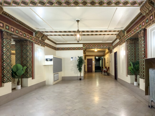 property at 420 Ellis St