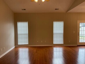 1011 Countess Ln in Spring Hill, TN - Building Photo - Building Photo