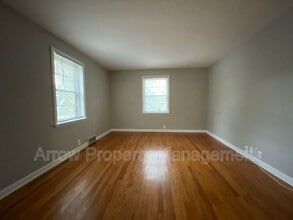 1515 S 11th St in Lincoln, NE - Building Photo - Building Photo