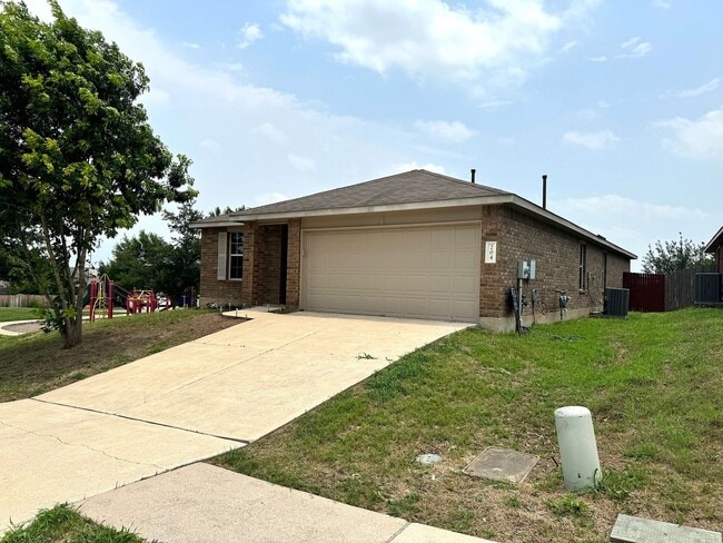 204 Pine Arbol in Buda, TX - Building Photo - Building Photo