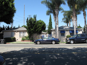 1831 Magnolia Ave in Long Beach, CA - Foto de edificio - Building Photo