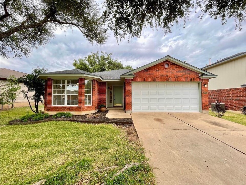 1003 Bohica Way in Cedar Park, TX - Building Photo