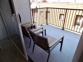 1300 N Ogden St, Unit 308 in Denver, CO - Building Photo - Building Photo