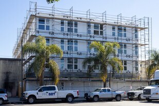 Hope on Broadway in Los Angeles, CA - Building Photo