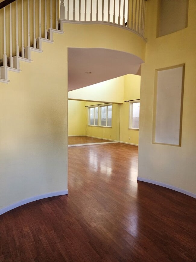 3017 Queens Gate Ct in Modesto, CA - Building Photo - Building Photo