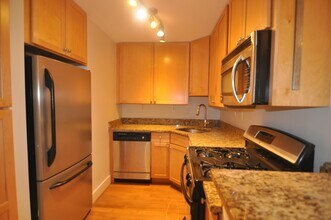 4840 MacArthur Blvd NW in Washington, DC - Building Photo - Building Photo