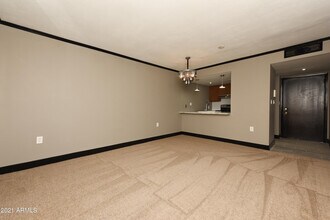 3033 E Devonshire Ave in Phoenix, AZ - Building Photo - Building Photo
