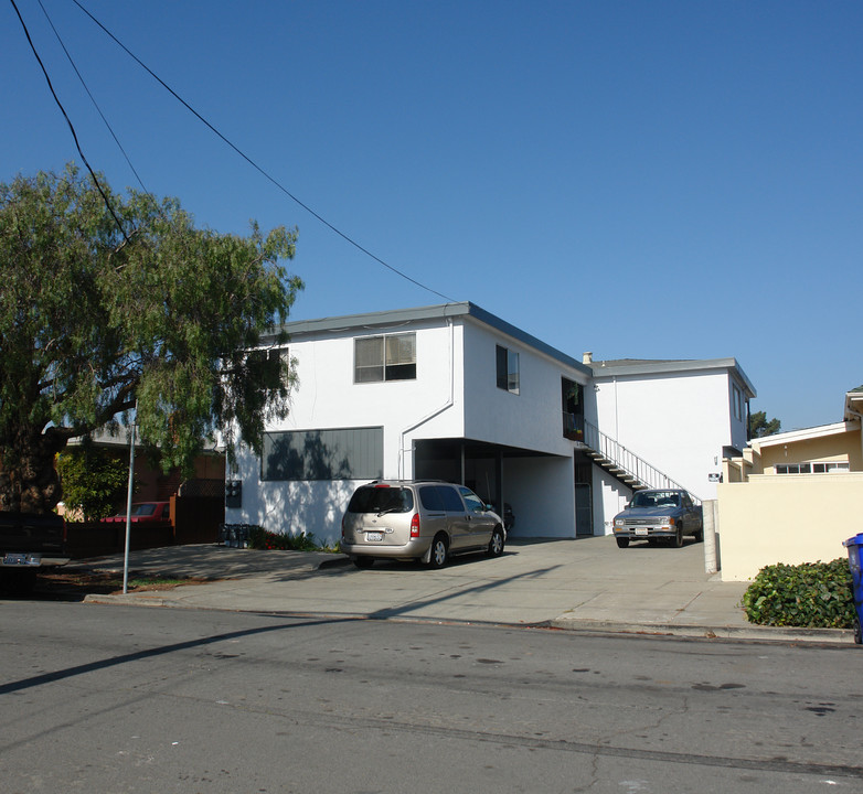 5229 Esmond Ave in Richmond, CA - Building Photo