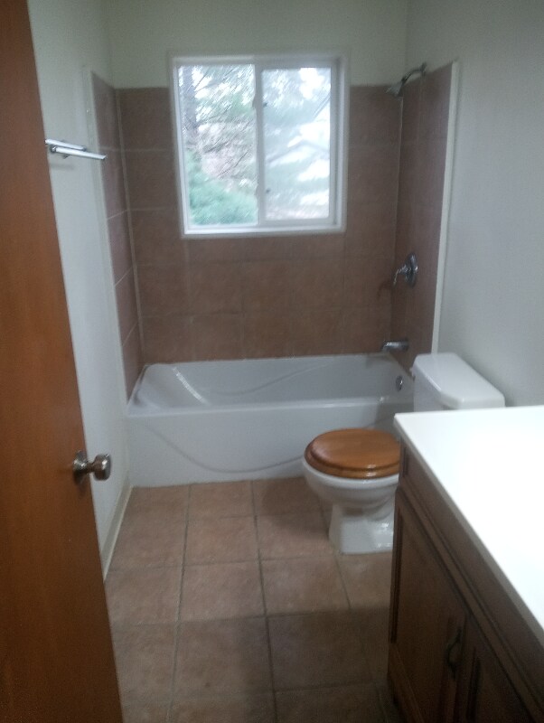 318 E Forest St in Marengo, IL - Building Photo - Building Photo