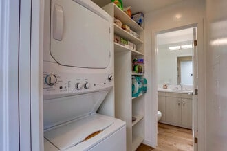 450 S Sierra Ave in Solana Beach, CA - Building Photo - Building Photo