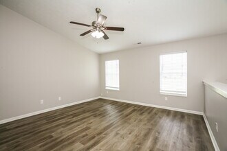 1193 Sunkiss Ct in Franklin, IN - Building Photo - Building Photo