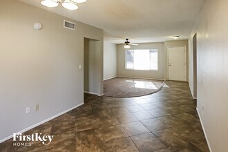 4656 W Townley Ave in Glendale, AZ - Foto de edificio - Building Photo