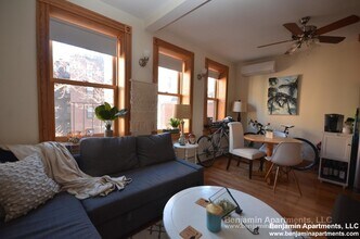 137 Charles St in Boston, MA - Building Photo - Building Photo