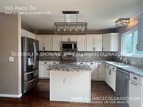 965 Piros Dr in Colorado Springs, CO - Building Photo - Building Photo