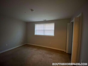 20 Pond St in Braintree, MA - Building Photo - Building Photo