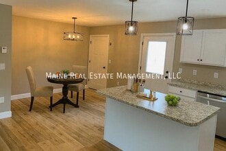 37 Firefly Ln in Bangor, ME - Building Photo - Building Photo