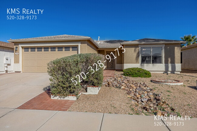 9945 E Star Vista Dr in Tucson, AZ - Building Photo - Building Photo