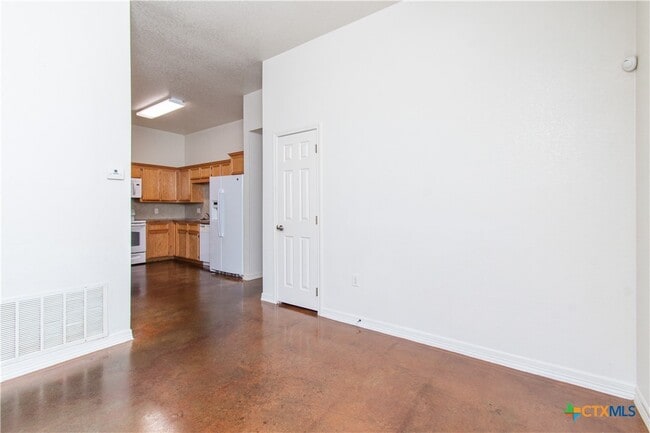 property at 3104 Baldwin Loop
