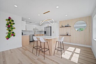 1523 NE 148th St in North Miami, FL - Building Photo - Building Photo