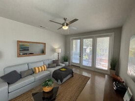 4300 Cromwell Dr in Kyle, TX - Building Photo