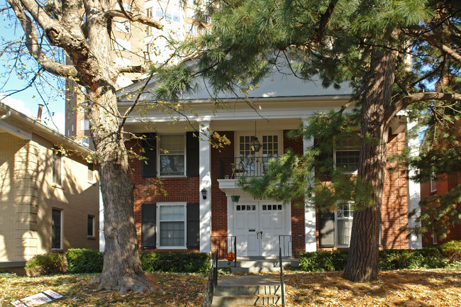 1425 Everett Ave in Louisville, KY - Foto de edificio - Building Photo