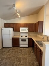 Woodland Estates in De Pere, WI - Foto de edificio - Building Photo