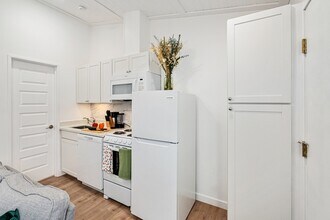 720 Pritchett Ln in Seven Points, TX - Building Photo - Building Photo