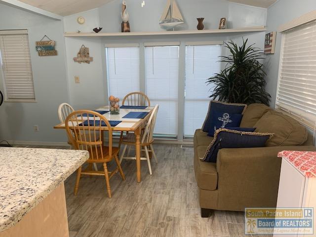 195 W Bonnet Cir in Port Isabel, TX - Building Photo - Building Photo