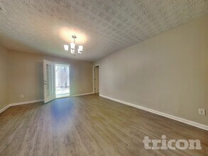 145 Centerra Springs Dr in Mcdonough, GA - Building Photo - Building Photo