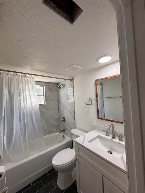 224 Pleasant Grove Rd, Unit 2 in Inverness, FL - Foto de edificio - Building Photo