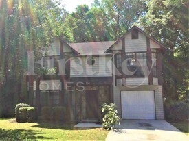 5369 Biffle Ln in Stone Mountain, GA - Building Photo