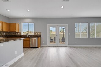 3942 Meadow Foxtail Dr in Las Vegas, NV - Building Photo - Building Photo