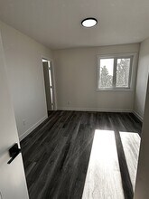 6510 Rundlehorn Dr NE in Calgary, AB - Building Photo - Building Photo