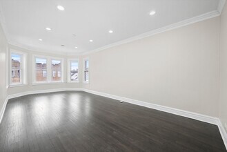 3564 W Lyndale St in Chicago, IL - Building Photo - Building Photo