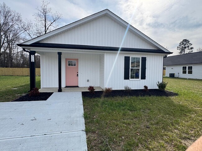 512 Crump St in Smithfield, NC - Building Photo - Building Photo