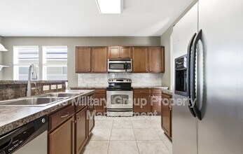1515 Carpathian Dr in Jacksonville, FL - Building Photo - Building Photo