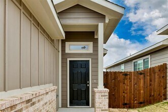 705 Fallow Dr in Venus, TX - Building Photo - Building Photo