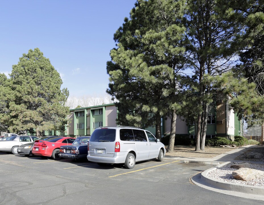 Drexel in Colorado Springs, CO - Foto de edificio