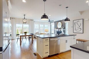 129 Cold Brk Dr in Sudbury, MA - Building Photo