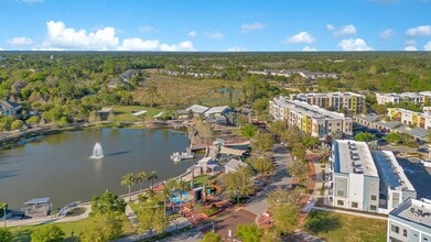 320 Center Lake Ln in Oviedo, FL - Building Photo - Building Photo