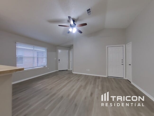 3139 Boynton Dr in Houston, TX - Foto de edificio - Building Photo